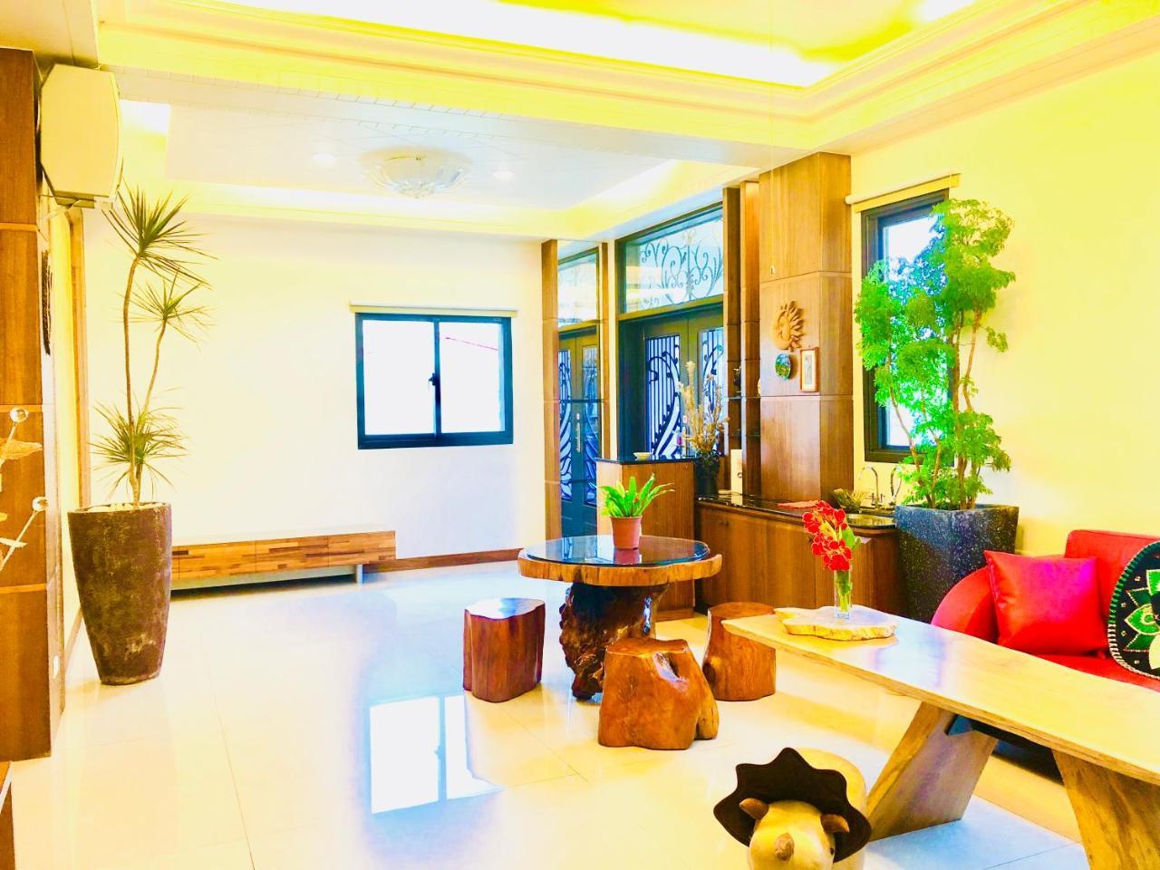 Appartement Weiden House à Luodong Extérieur photo